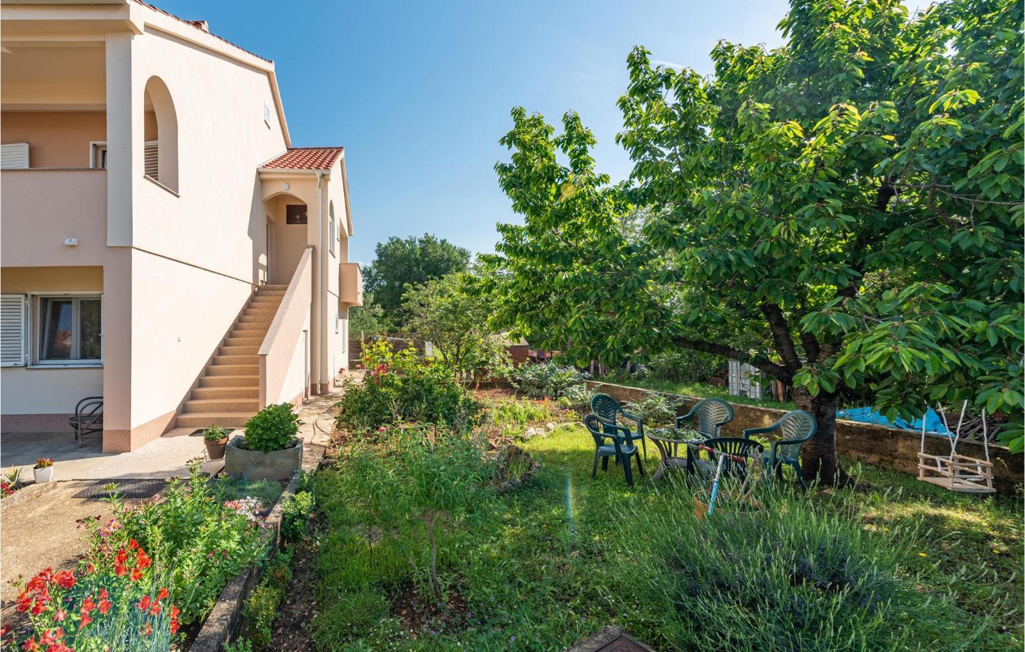 Cozy Apartment In Zadar With Wifi Exterior foto